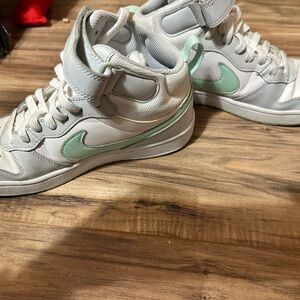 Nike Youth High-Top Sneakers in White and Mint Green